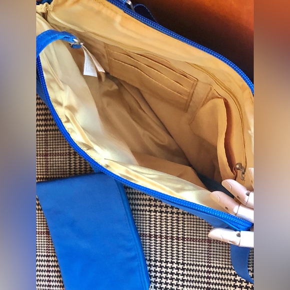 🪆New-with-tags! Light Blue Baggallini  Crossbody Travel Purse - Picture 6 of 13